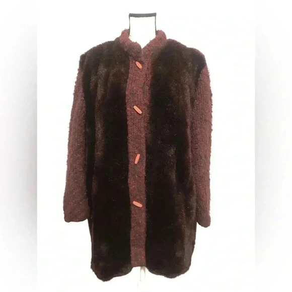 Vintage Dubrowsky & Joseph Maroon / Purple Fur Toggle Coat Size Large - Picture 1 of 2